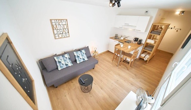Convenient and central studio – Close to the metro and amenities