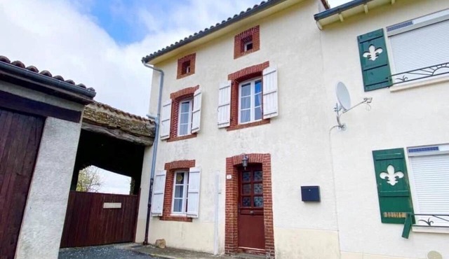 Country House in Bellac (87)