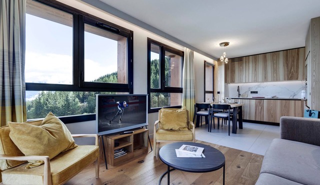 Cozy Apartment, Arc 1800 - Spa & Near Slopes