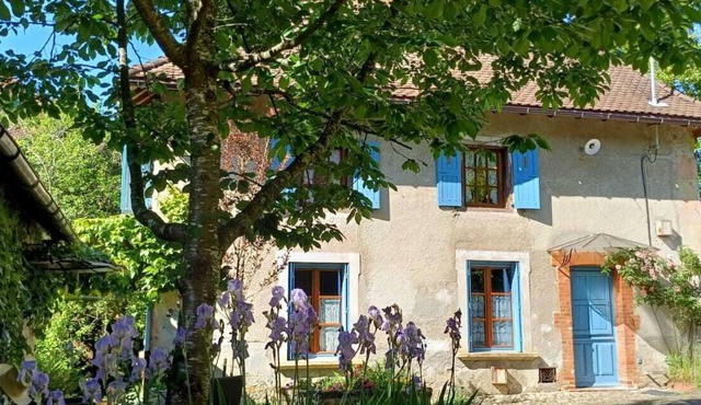 Ferme Berger-By & Le Nid, between the 2 lakes