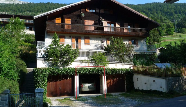 For 4P, a 3-star 83m2 dwelling, at the price of 1 bed and breakfast.