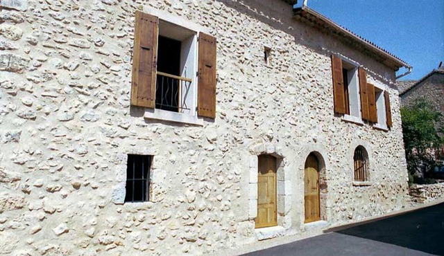 Gîte Les Fontaines - 5/6 Pers - à 5 Minutes à Pied du lac D'esparron-de-verdon-