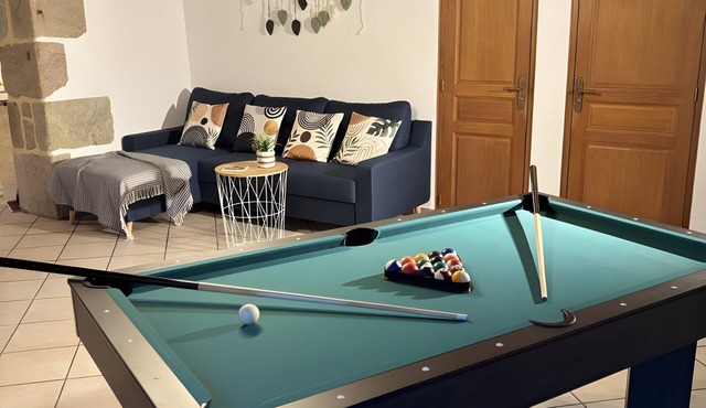 Gîte la Servolle – Family Home with Pool, Near Karting and UNESCO Sites