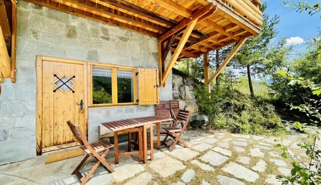 Gîte Studio With Terrace Close To The City!
