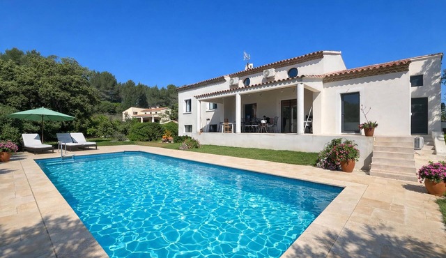Gorgeous home in Grans