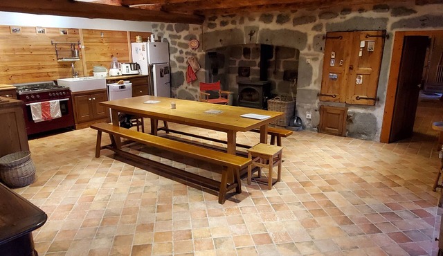 Grande Maison Familiale à Proximité de Sentiers de Randonnées