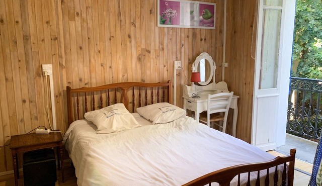 Homerez - Apt. Néris-les-Bains