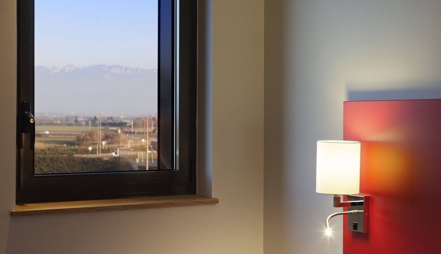 ibis Styles Romans Valence Gare Tgv