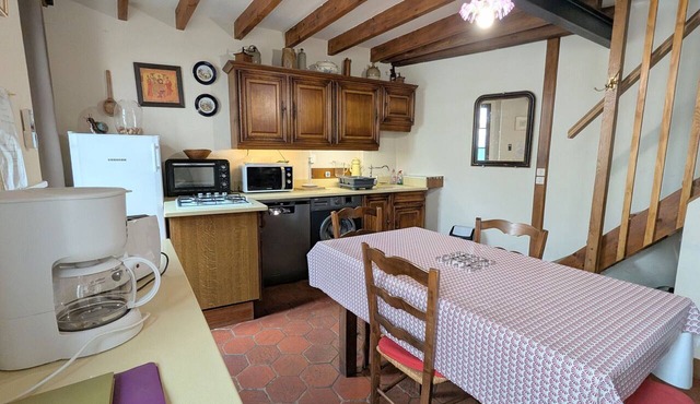 Independent house in Cluis - 3 guests