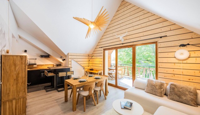 “L’aubier des Bauges” Apartment: Mountain View, Private Terrace, Wi-Fi