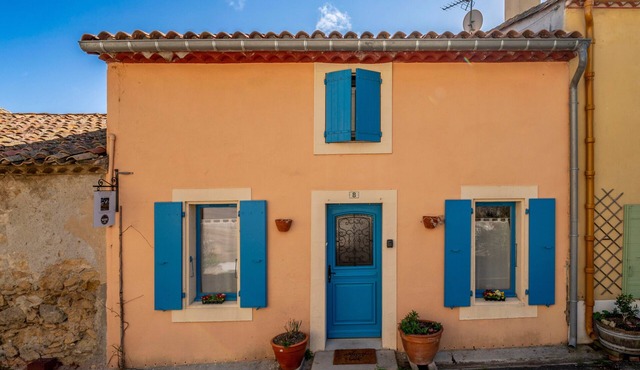 'La Maison Des Remparts' House with Private Garden and Wi-Fi