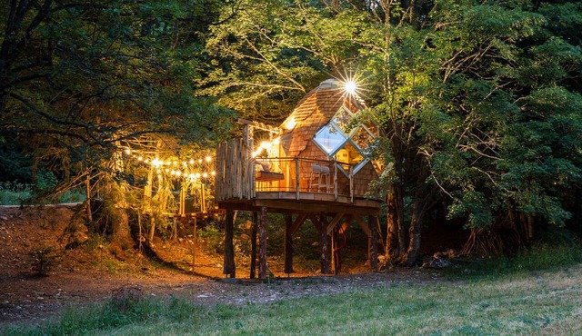 La Pomme de Pin Perchée – Vercors Treehouse