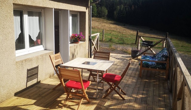 La Poupée Vacation Rental with Shared Pool