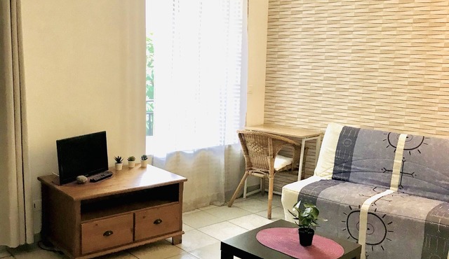 "La verrerie comfortable apartment