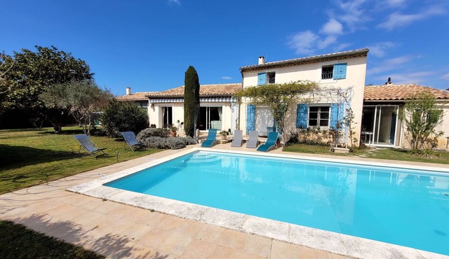 Lavender Villa ★ 300m from the heart of the town
