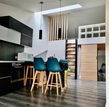 Le refuge médiéval - Appartement climatisé perché sous les toits de Billom
