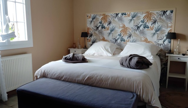 Les Chambres D'Anel Guesthouse with Shared Pool, Terrace, and Wi-Fi
