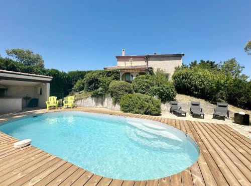 Les Thermes - Grande Villa 6 personnes avec piscine dans un cadre verdoyant