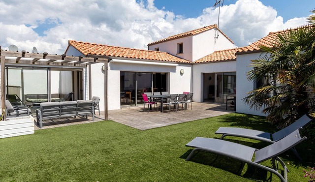 Lovely home in Saint Jean De Monts