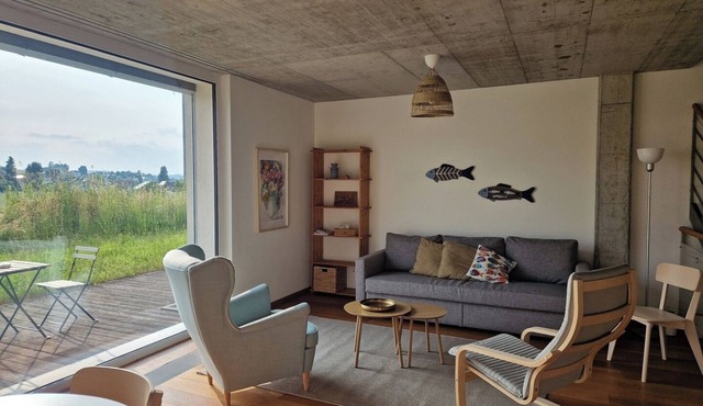 Luxurious and spacious duplex, very well located in Gurmels
