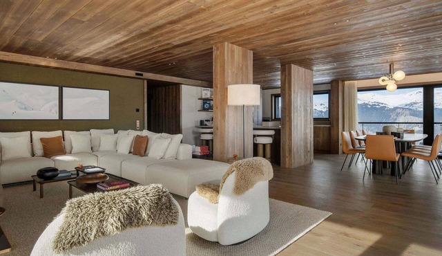 Luxurious apartment with spa and shuttle at Courchevel 1850