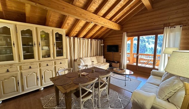 Luxury apartment, South-facing terrace, Exceptional view, Lock-up garage
