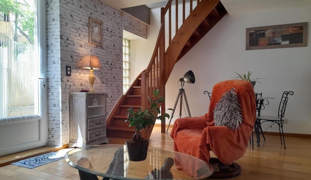 Maison de village avec patio et terrasse