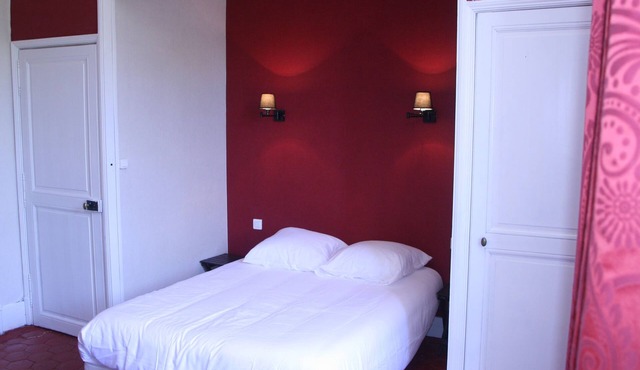 Manoir de Curty in Imphy