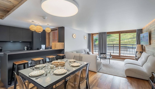 Modern apartment - Courchevel Village - Ski-in/ski-out with parking and wifi
