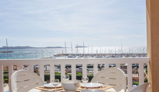 Nice apartment for 4 guests with pool, WIFI, TV and terrace
