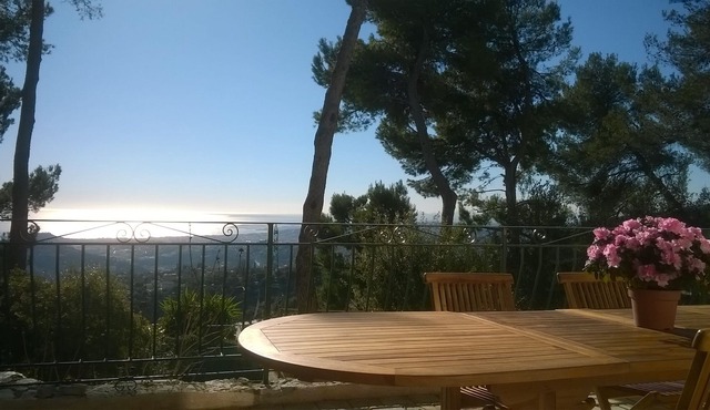 NICE Hills has CANTARON Villa 87m2, quiet terrace with panoramic views in Cantaron