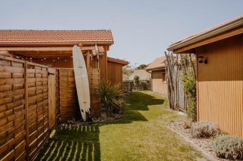Sam Suffit Beach Houses 2 Maisons 6 chambres 14 pers 150 m de la plage in Biscarrosse-Plage
