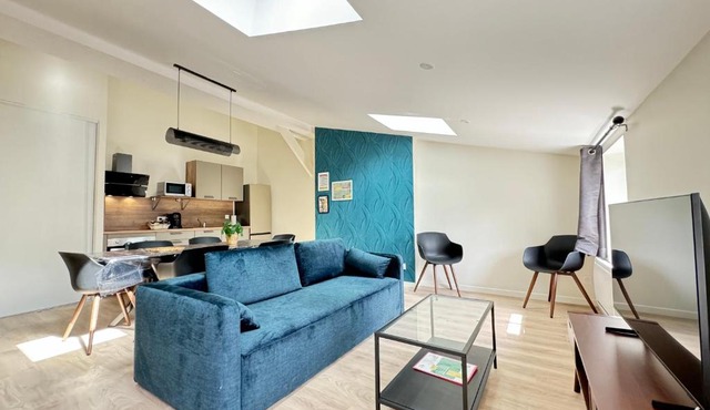 Spacieux Appartement 8 Couchages en Centre de Riom N9