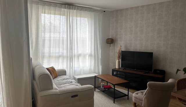 Spacious apartment in new residence with secure parking