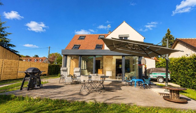 Spacious haven of peace, ideal for family or friends in Bourron-Marlotte