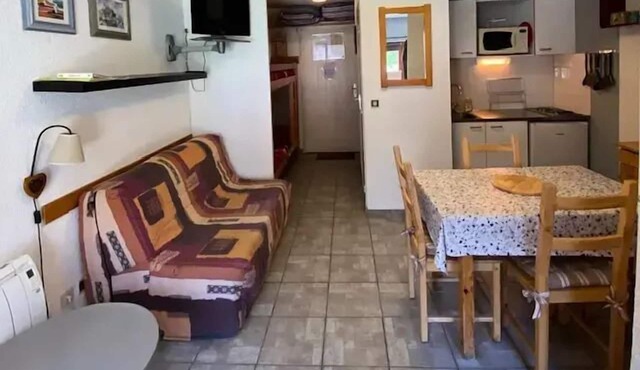 Studio with a loft - Sleeps 4