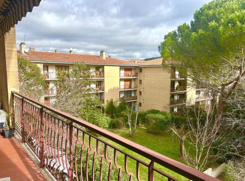 Superbe T4 proche Aix centre ville avec clim et parking