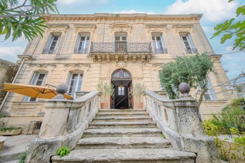 The Belvedere Manor -