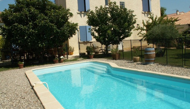 Villa, swimming pool, table tennis, near Mont Ventoux