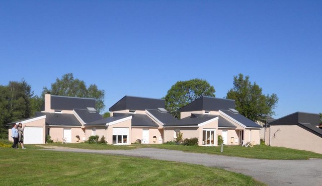 Village d+ Les roches de Scoeux