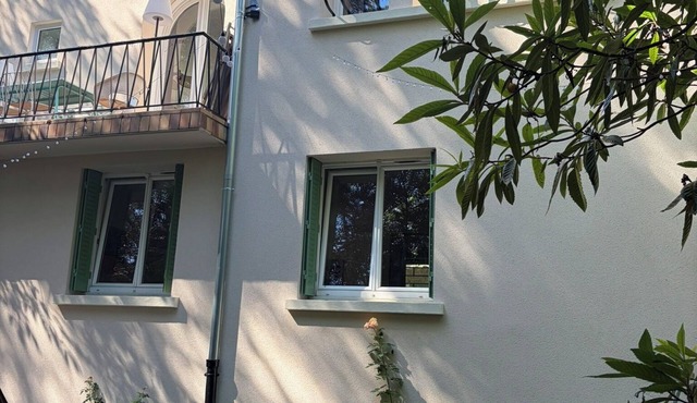 XXL house & jacuzzi for 6-8 people Private forest in the heart of Vieux-Lyon