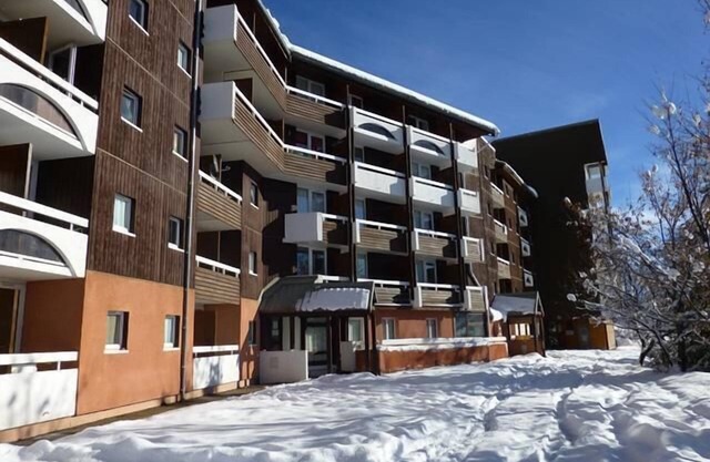 250m from shops, 3rd floor, balcony, tv, ski locker, 31m², Alpe d'Huez