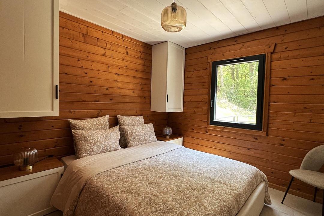 Marcillac-la-Croisille Ski Chalet | Le chalet du lac de la Valette