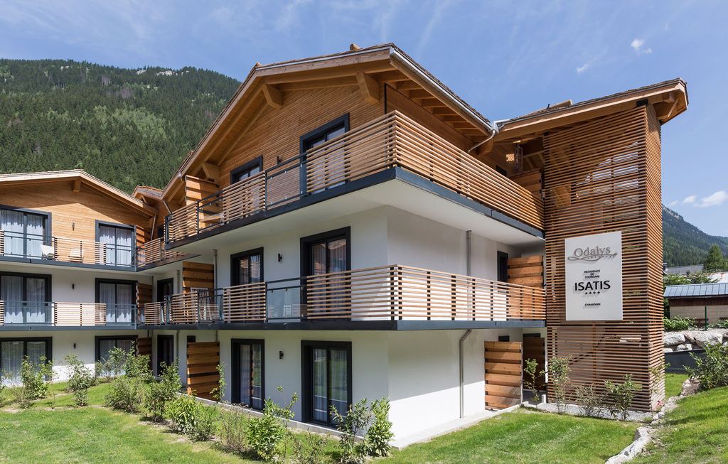 Photo of Buildings in Les Tines