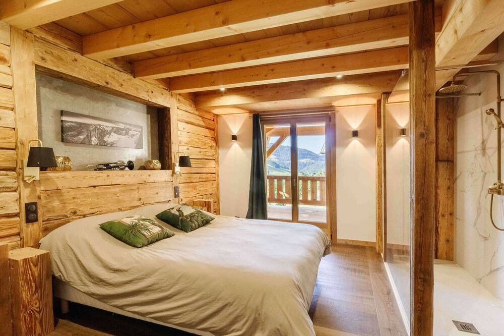 Photo of Bedroom in Notre-Dame-de-Bellecombe