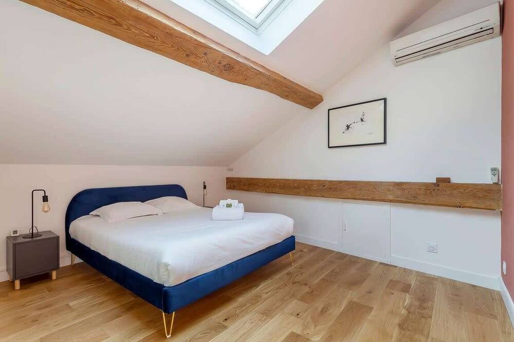 Photo of Bedroom in Boucle - Gros Caillou