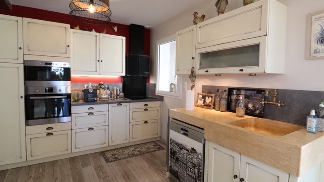 Photo of Kitchen in Labrousse