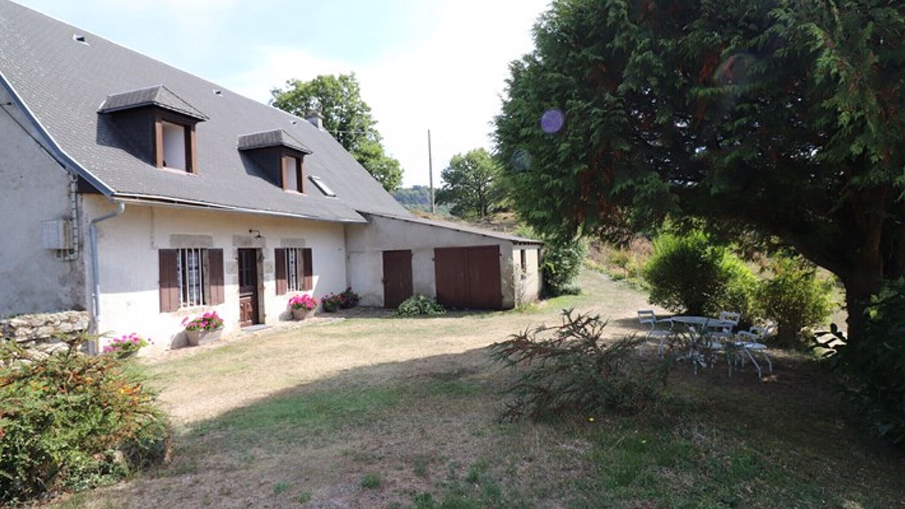 Photo of Outdoor in Saint-Etienne-de-Chomeil