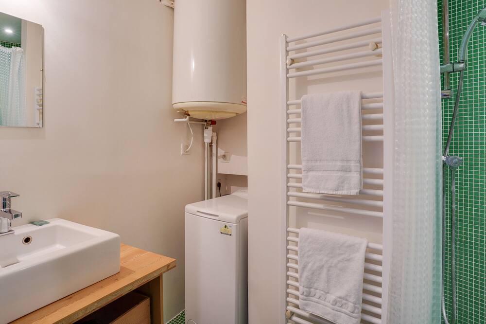 Photo of Bathroom in Voltaire - Saint Amour