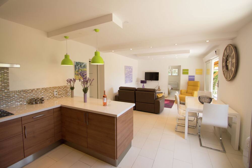 Photo of Livingroom in Sorgues
